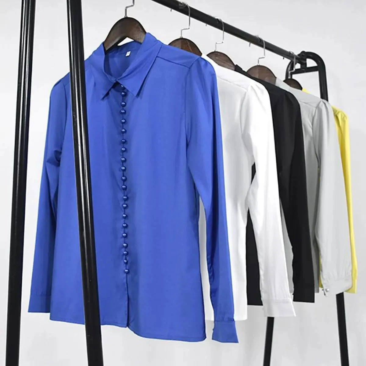 Women's Elegant Buttons Blouse - Image 4