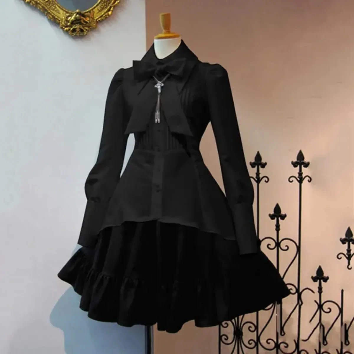Elegant Gothic Lolita Dress - Big Bow Collar, Lace-Up Pleated Design - Image 5