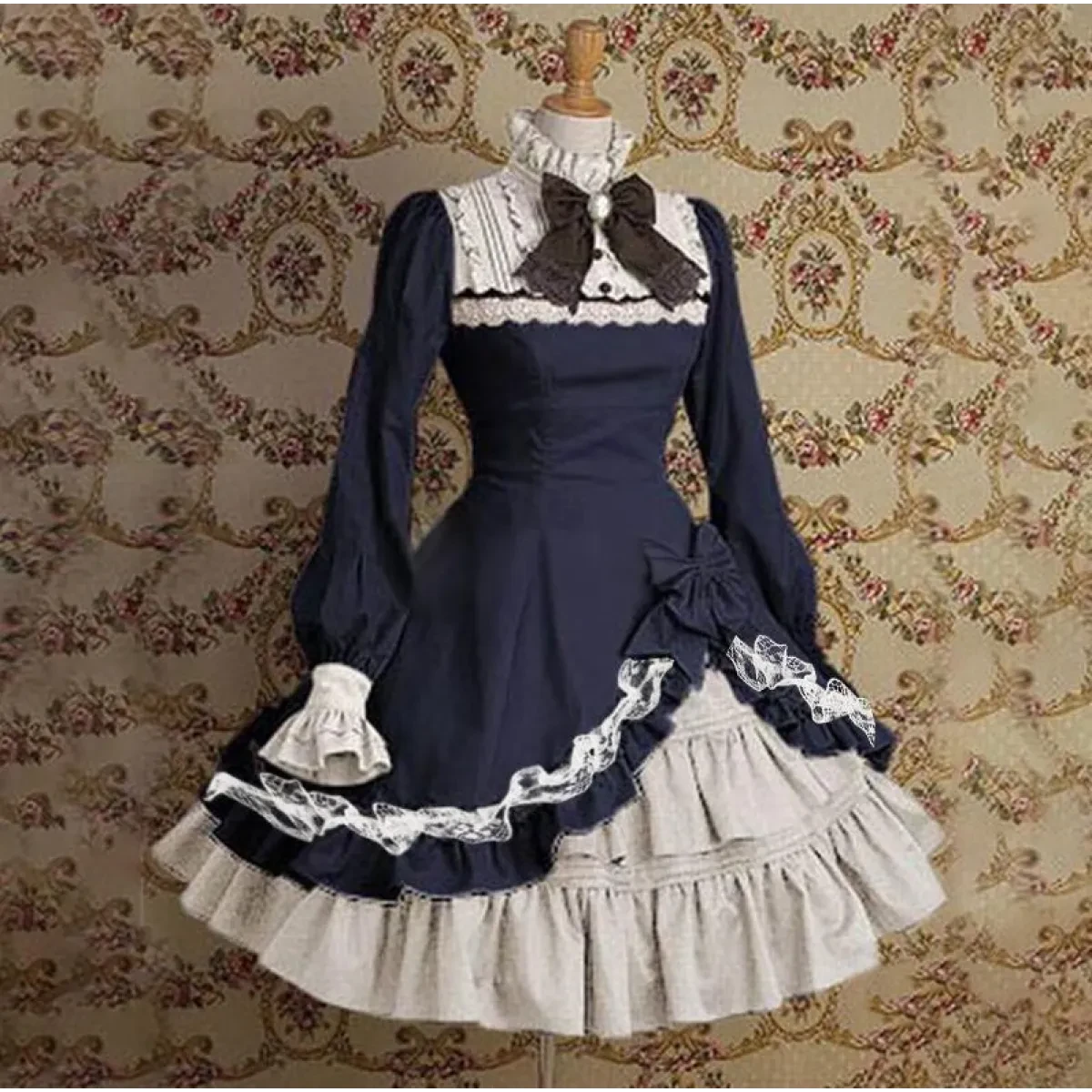 Sweet Gothic Lolita - Image 12