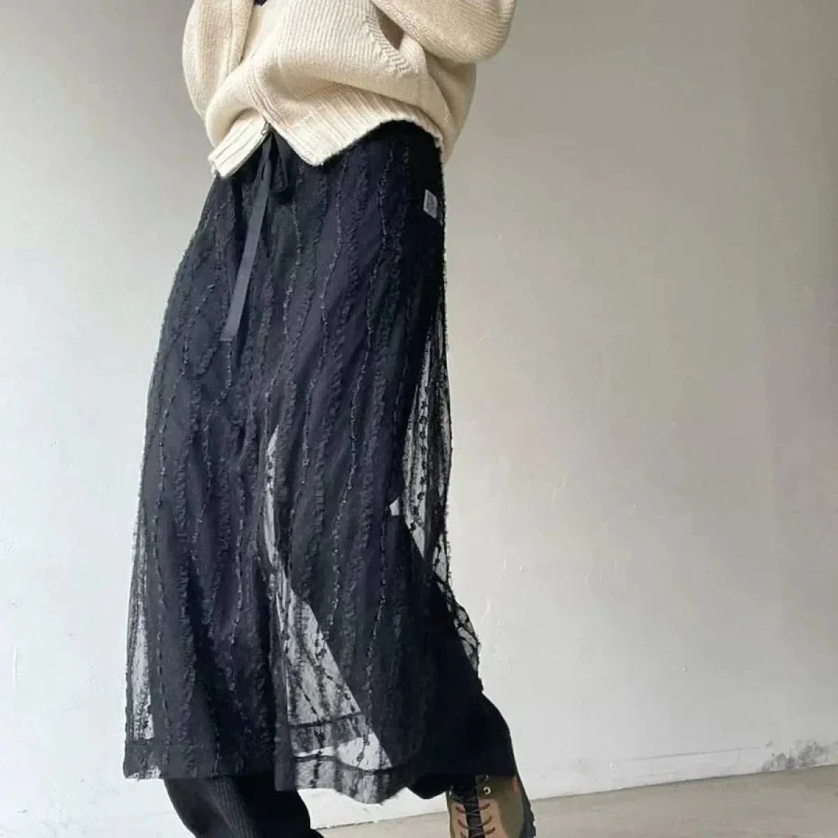 Harajuku Lace Embroidered Maxi Skirt - Image 14