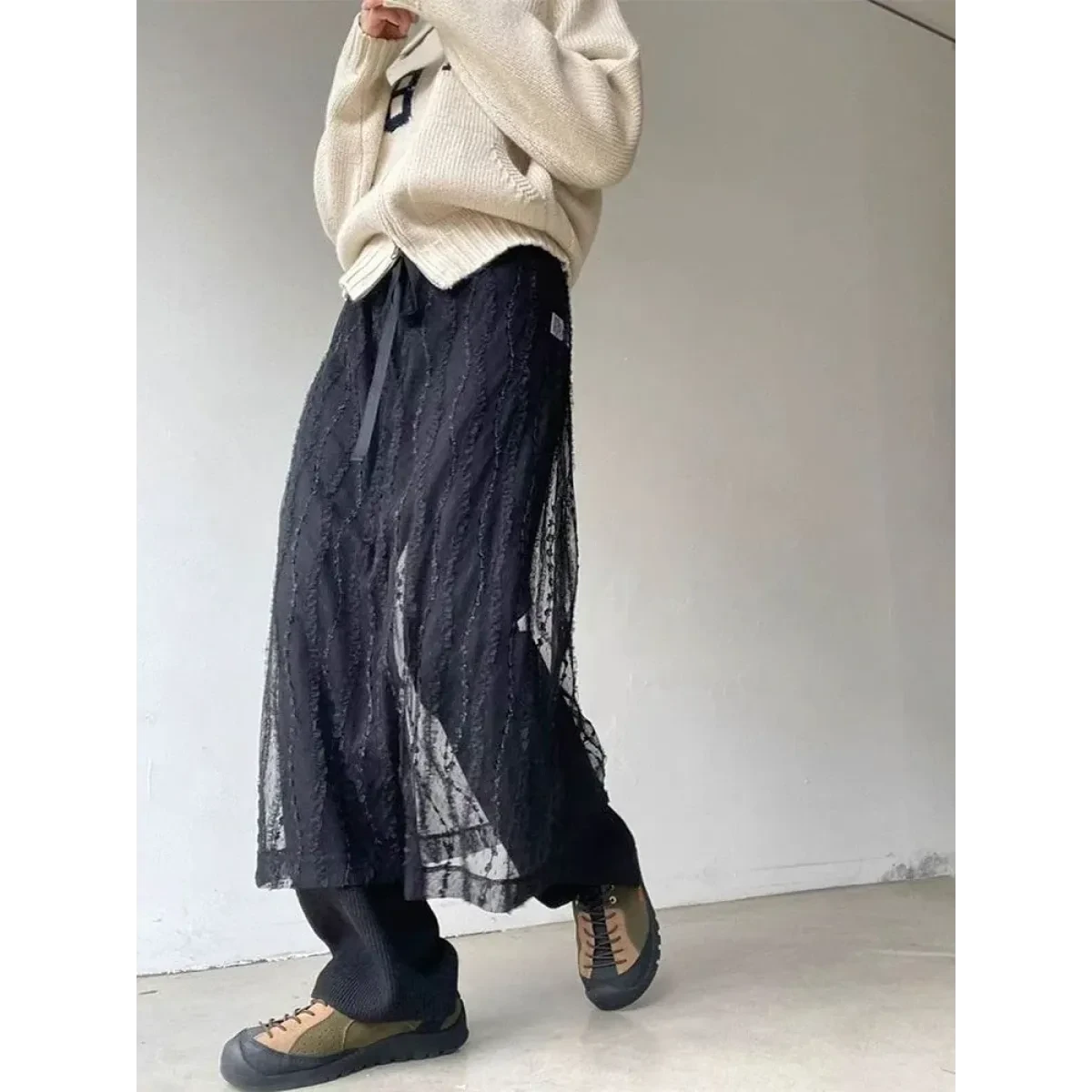 Harajuku Lace Embroidered Maxi Skirt - Image 3