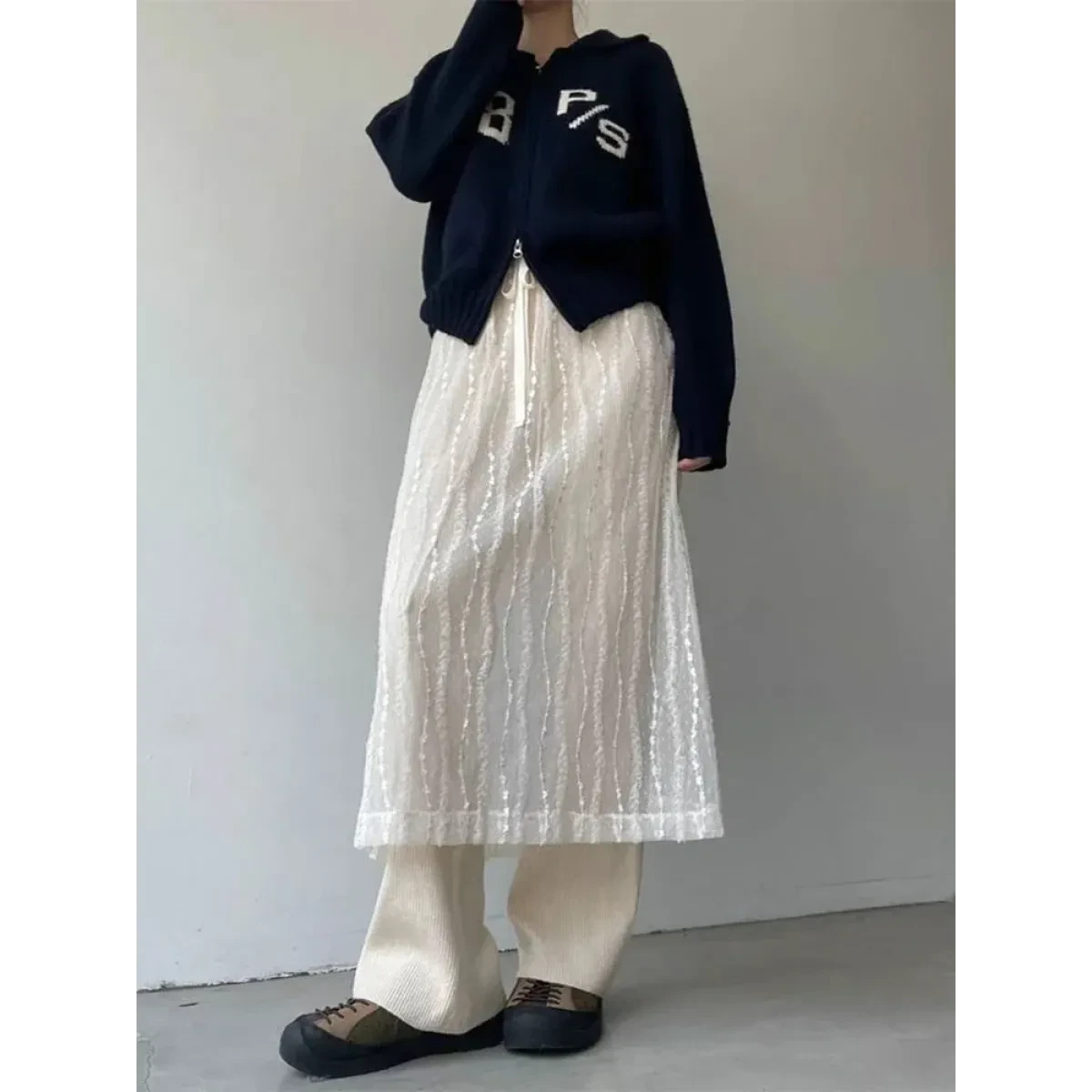 Harajuku Lace Embroidered Maxi Skirt - Image 4