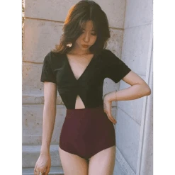 One-Piece Swimsuit – V-Neck Twist Front Cutout Design