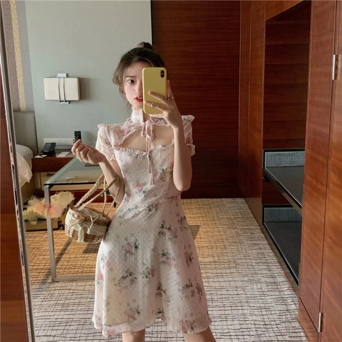 Sweet Princess Lolita Hollow Chest - Image 3