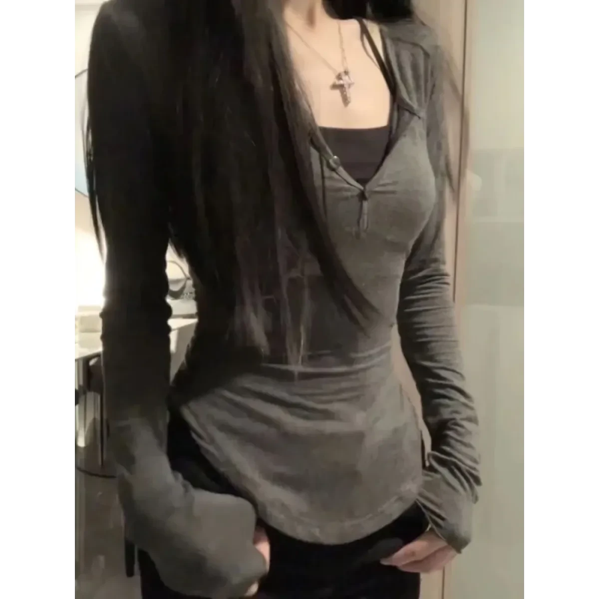 V-Neck Long Sleeve Tee – Y2K Grunge Slim Fit Layered Top