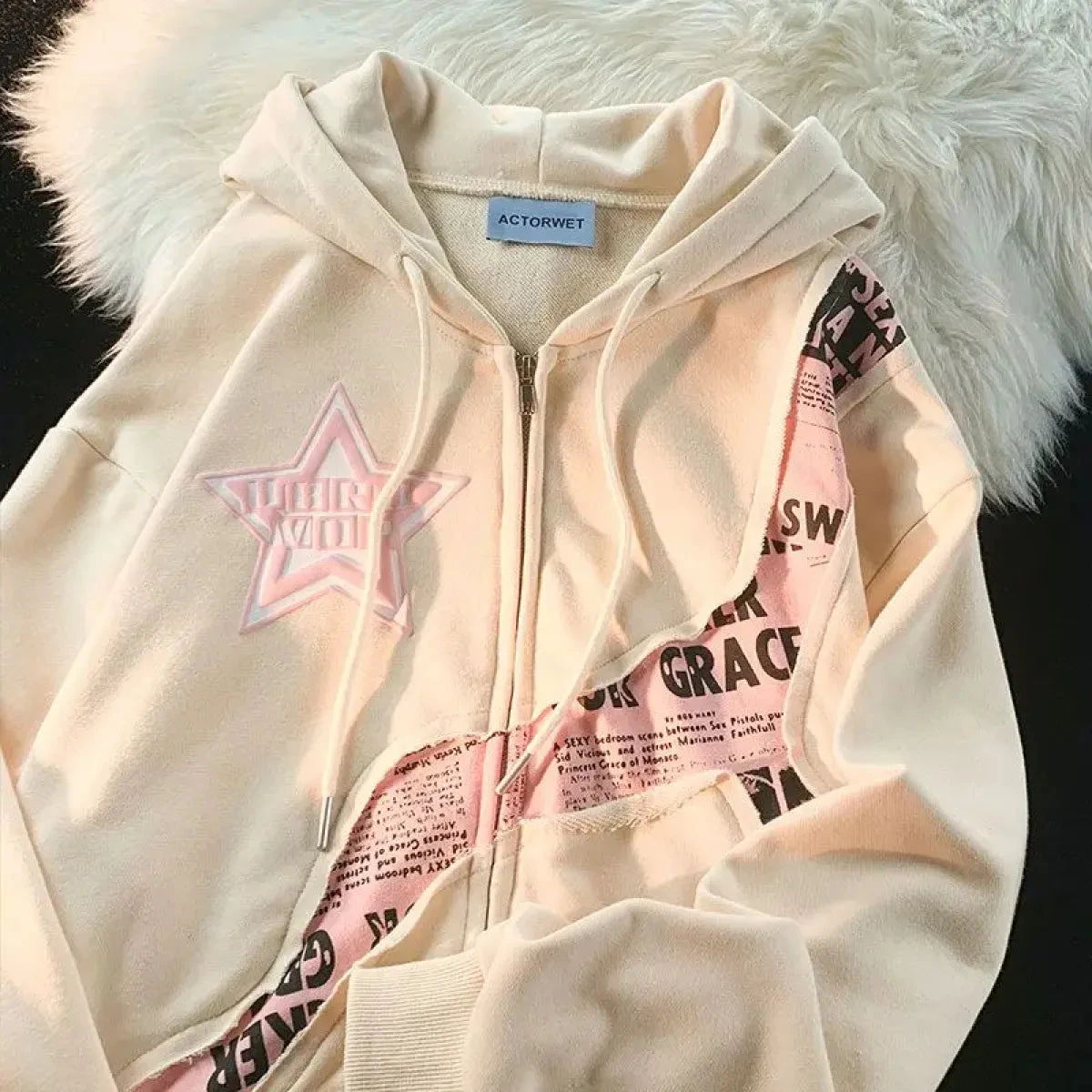 Y2K Vintage Zip-Up Hoodie - Image 8